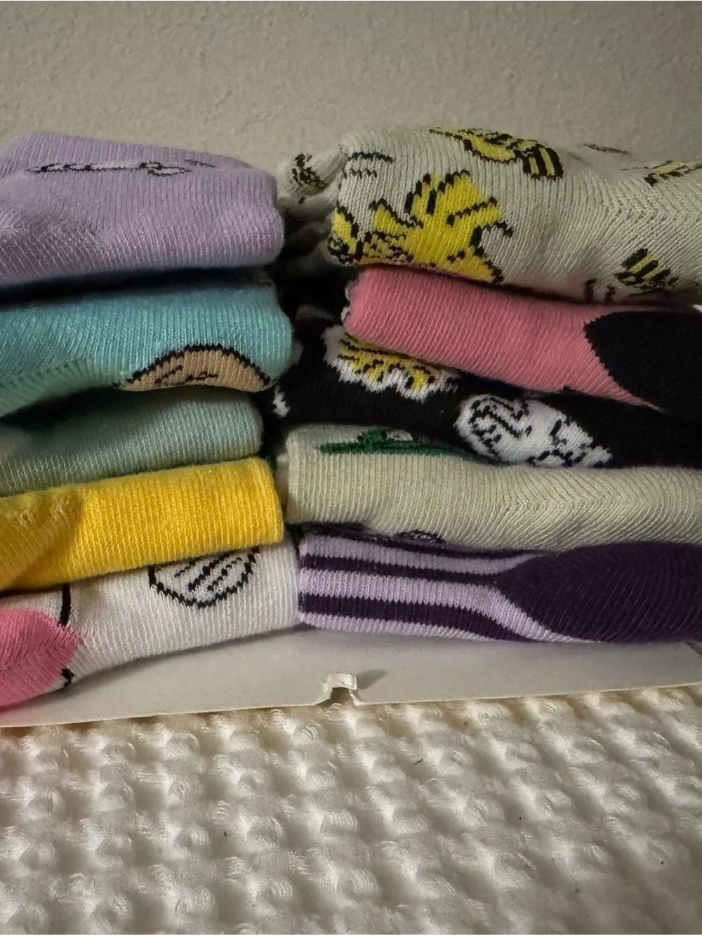 Peanuts Shortie Crew Socks - Snoopy & Woodstock (Lavender, Cream, Yellow)
